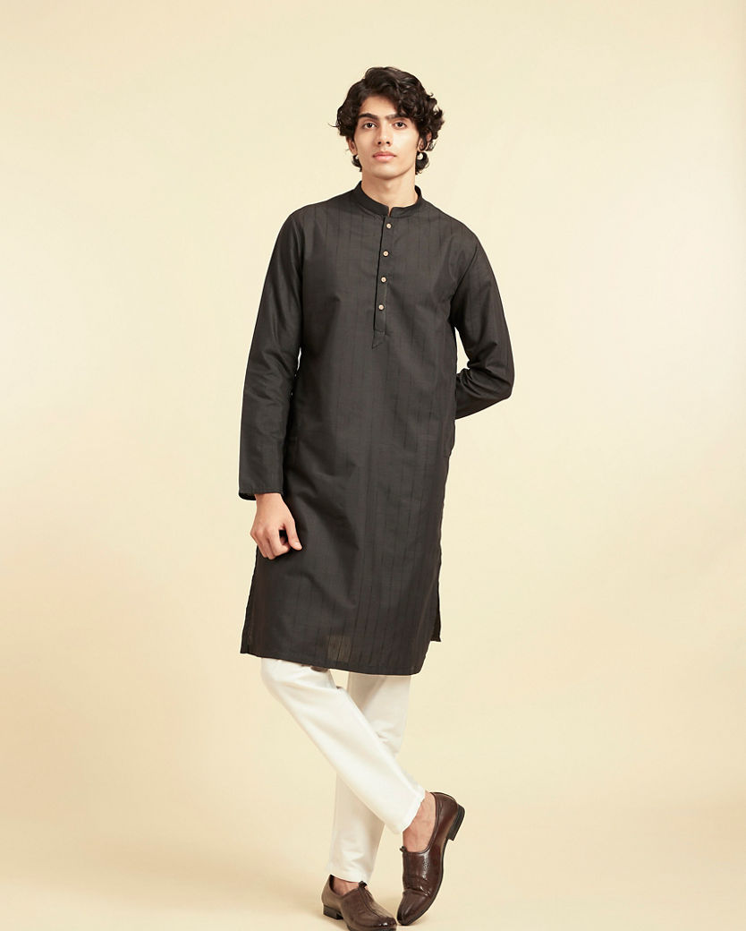 Diwas Men Black Elegance Cotton Kurta