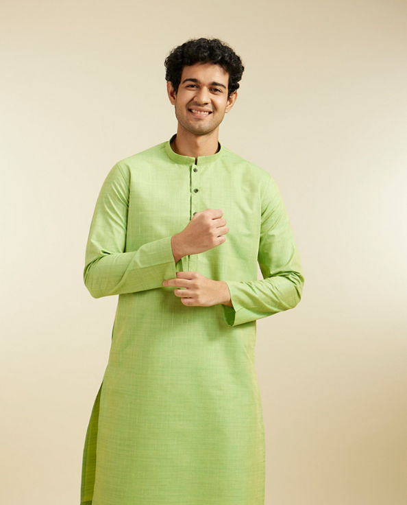 Diwas Men Soft Green Linear Self Striped Kurta