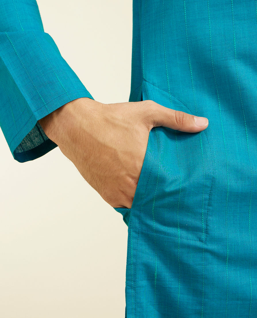 Diwas Men Turquoise Blue Linear Self Striped Kurta