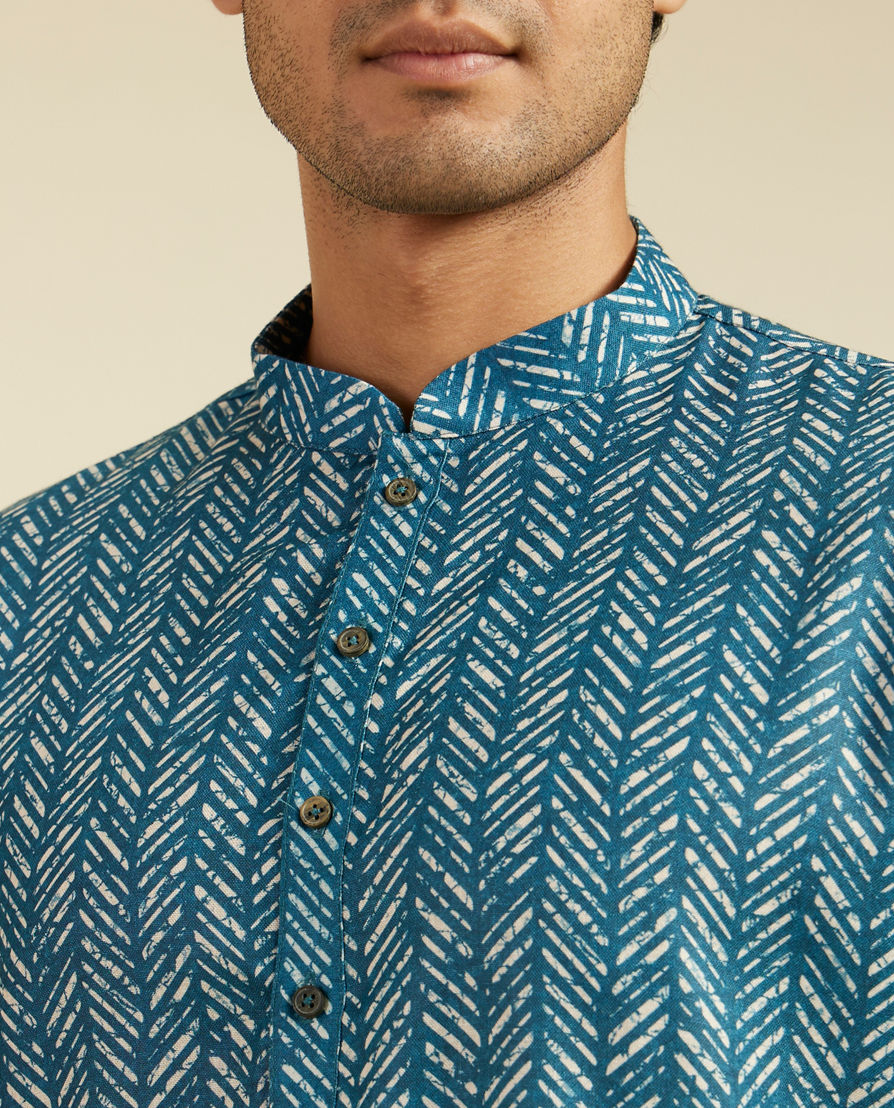 Diwas Men Teal Green Chevron Printed Kurta