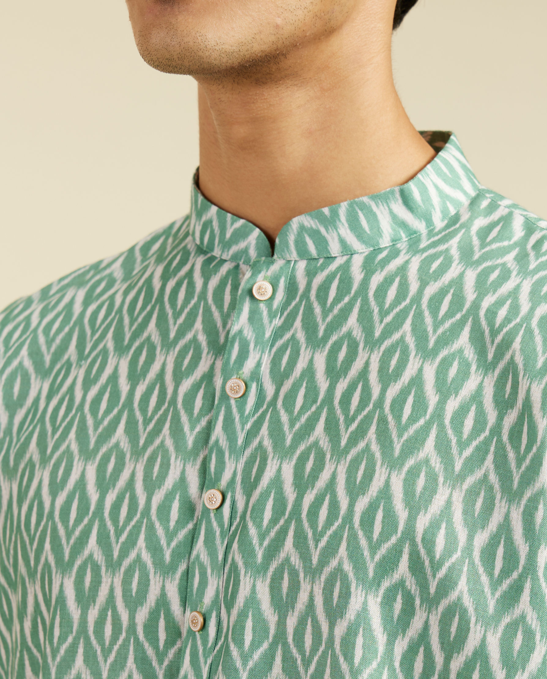 Diwas Men Pistachio Green Ikat Printed Kurta