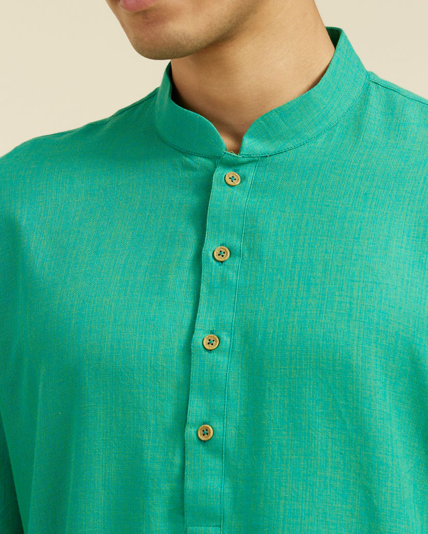 alt message - Diwas Men Enchanting Teal Green Kurta image number 1