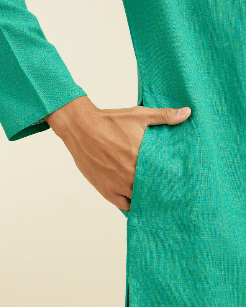 alt message - Diwas Men Enchanting Teal Green Kurta image number 3