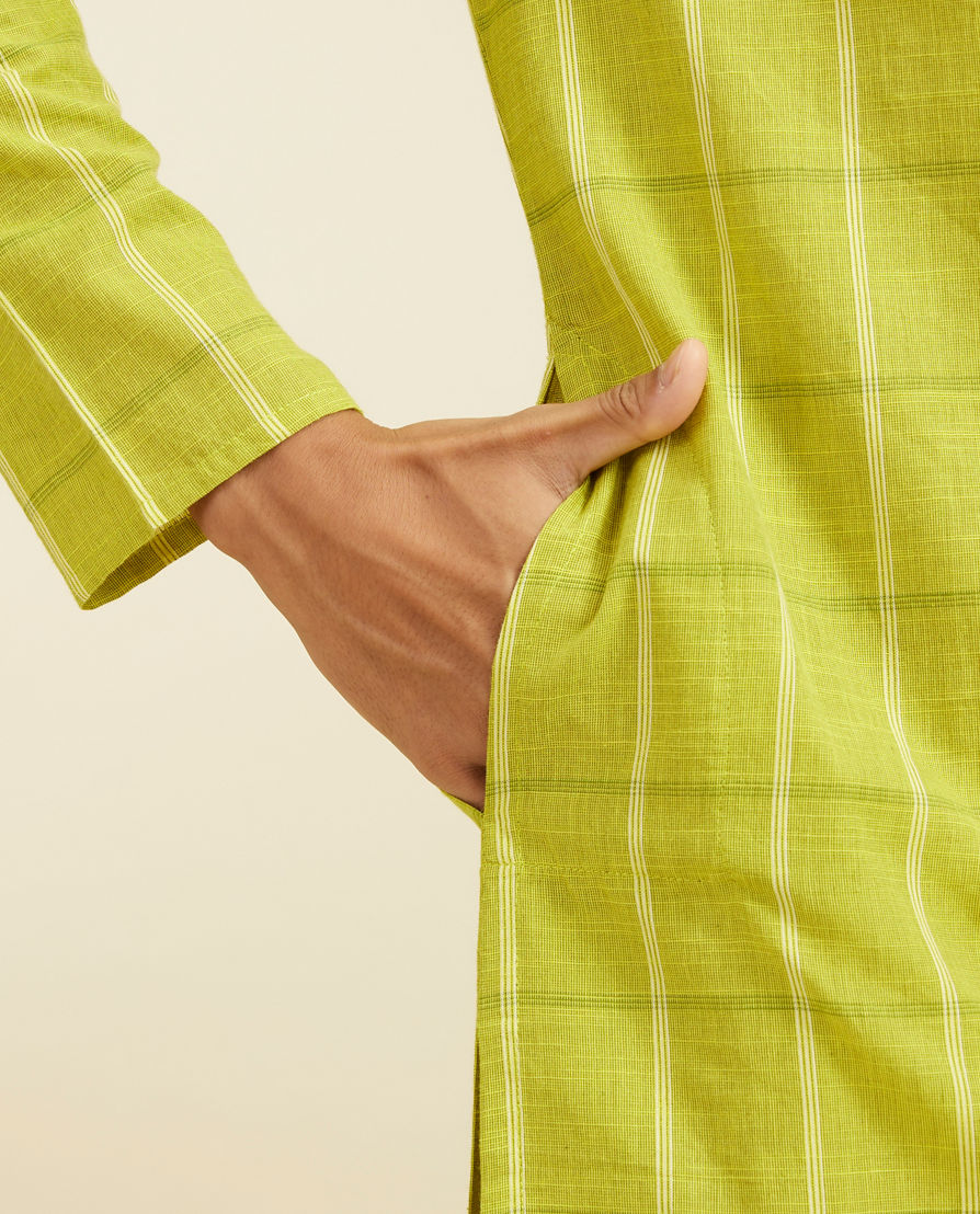 Diwas Men Soft Green Windowpane Checks Patterned Kurta