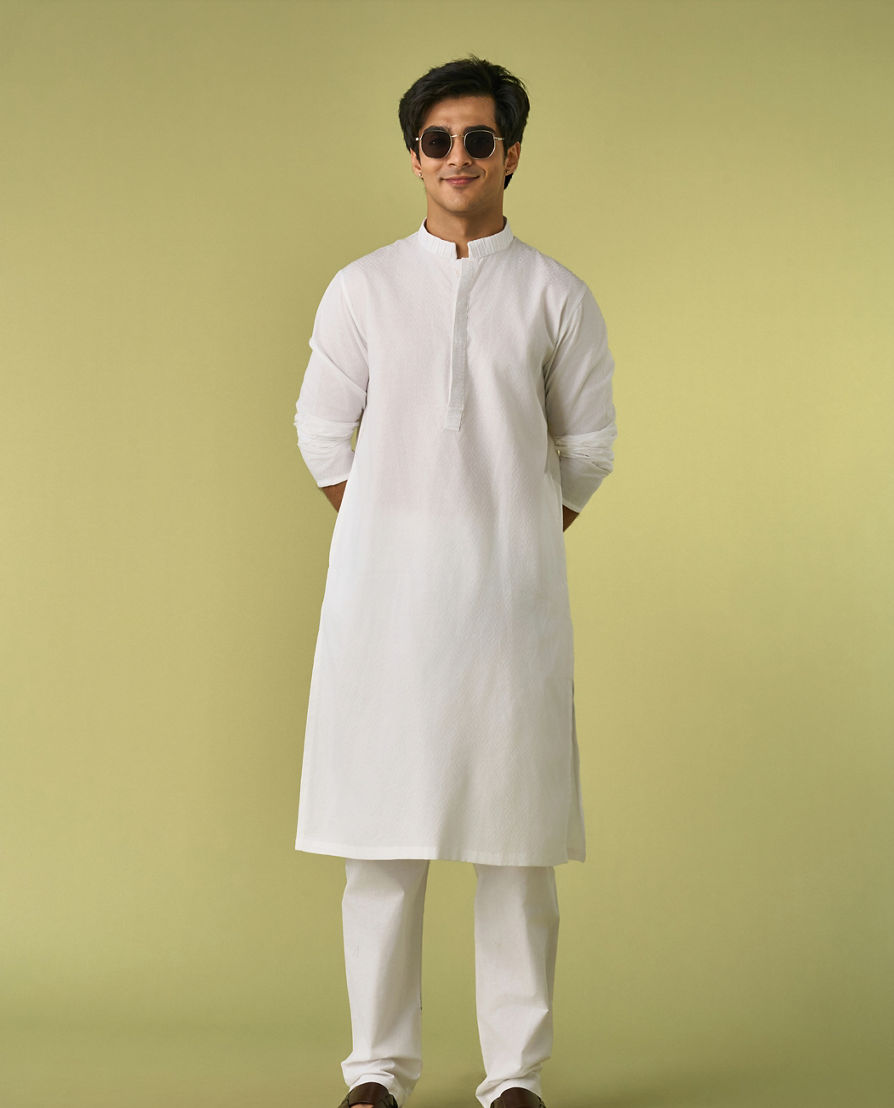 Diwas Men Regal White Kurta Pajama