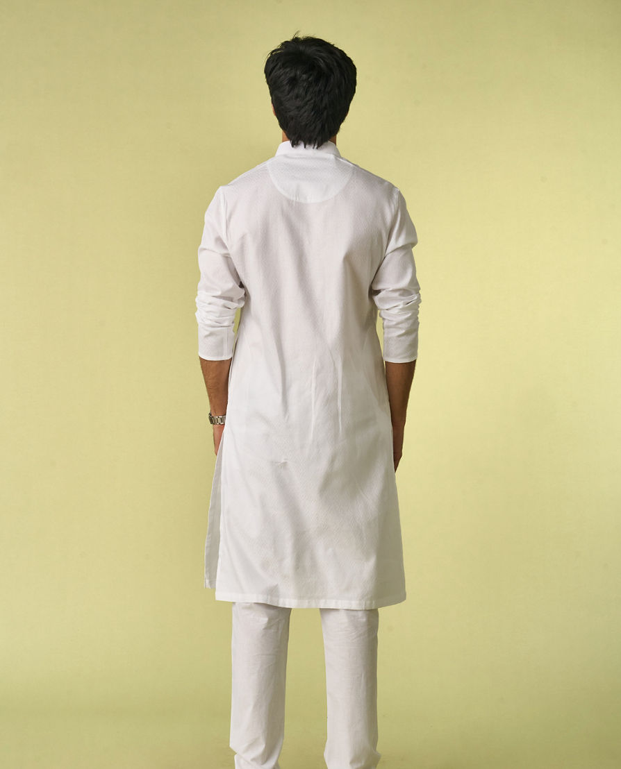 Diwas Men Regal White Kurta Pajama
