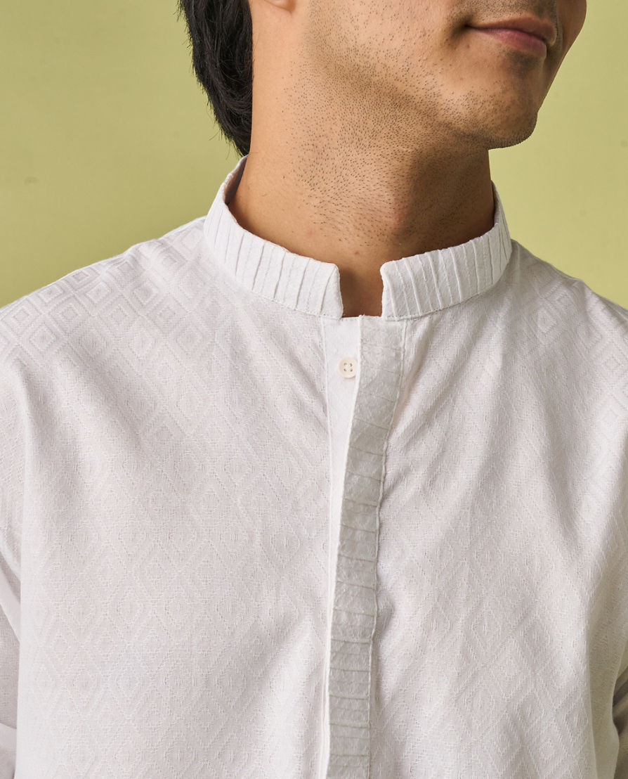Diwas Men Regal White Kurta Pajama