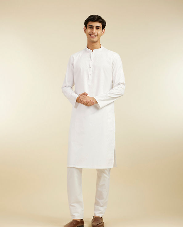 alt message - Diwas Men Snow White Self Textured Kurta image number 2