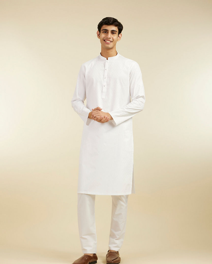 Diwas Men Snow White Self Textured Kurta