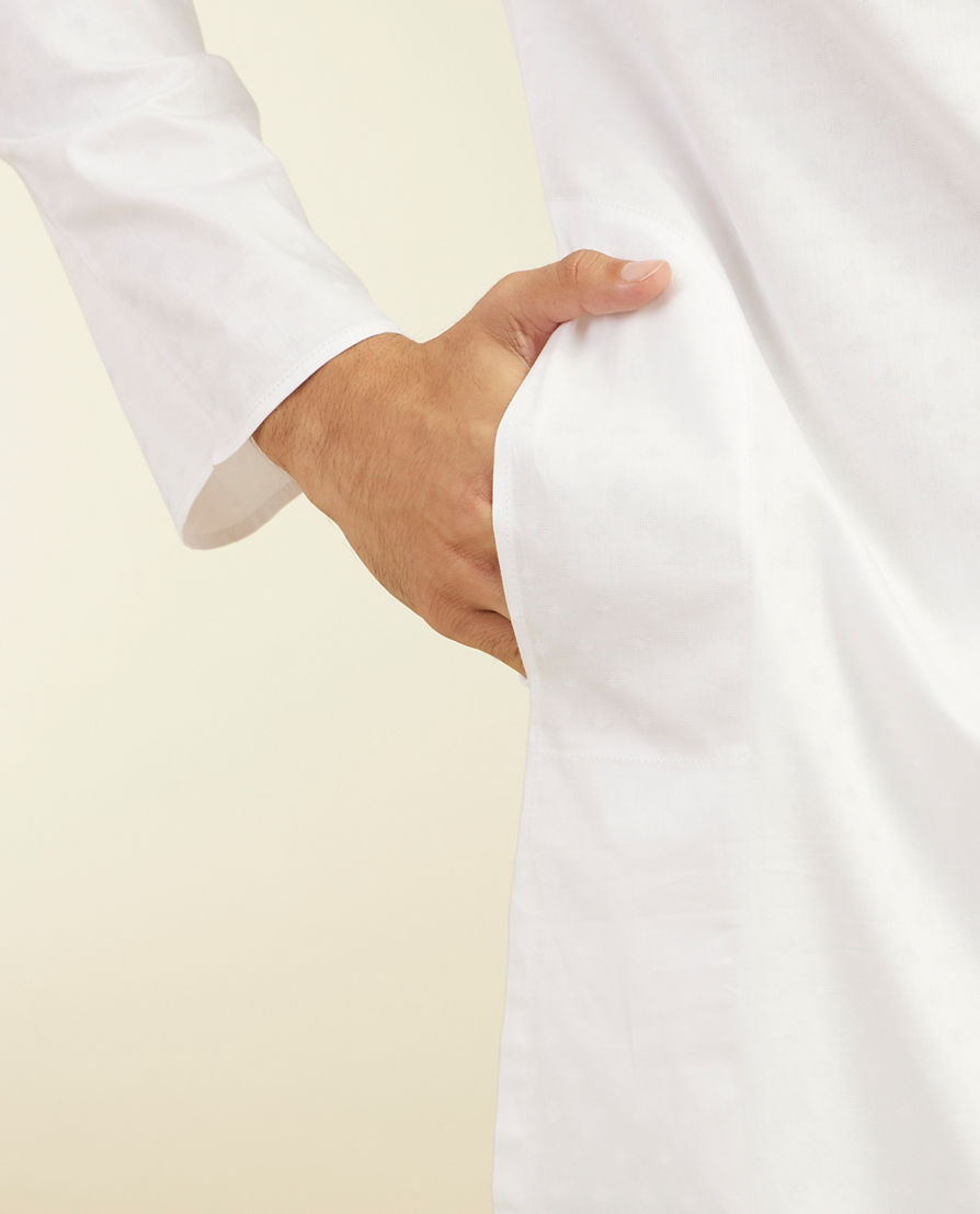 Diwas Men Snow White Self Textured Kurta