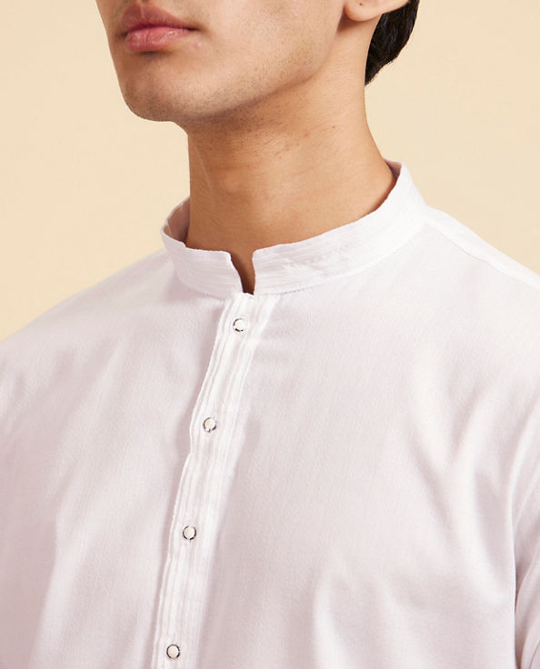 Diwas Men Pristine White Cotton Kurta