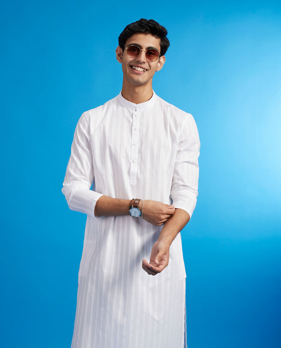 Diwas Men White Cotton Kurta Celebration Wear