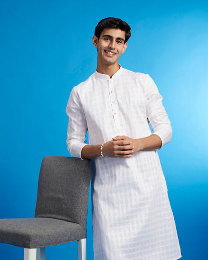 Diwas Men Majestic White Kurta