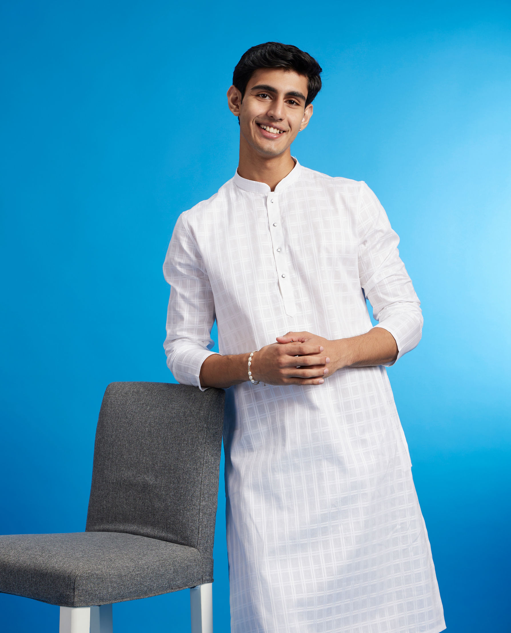 alt message - Diwas Men Majestic White Kurta image number 0