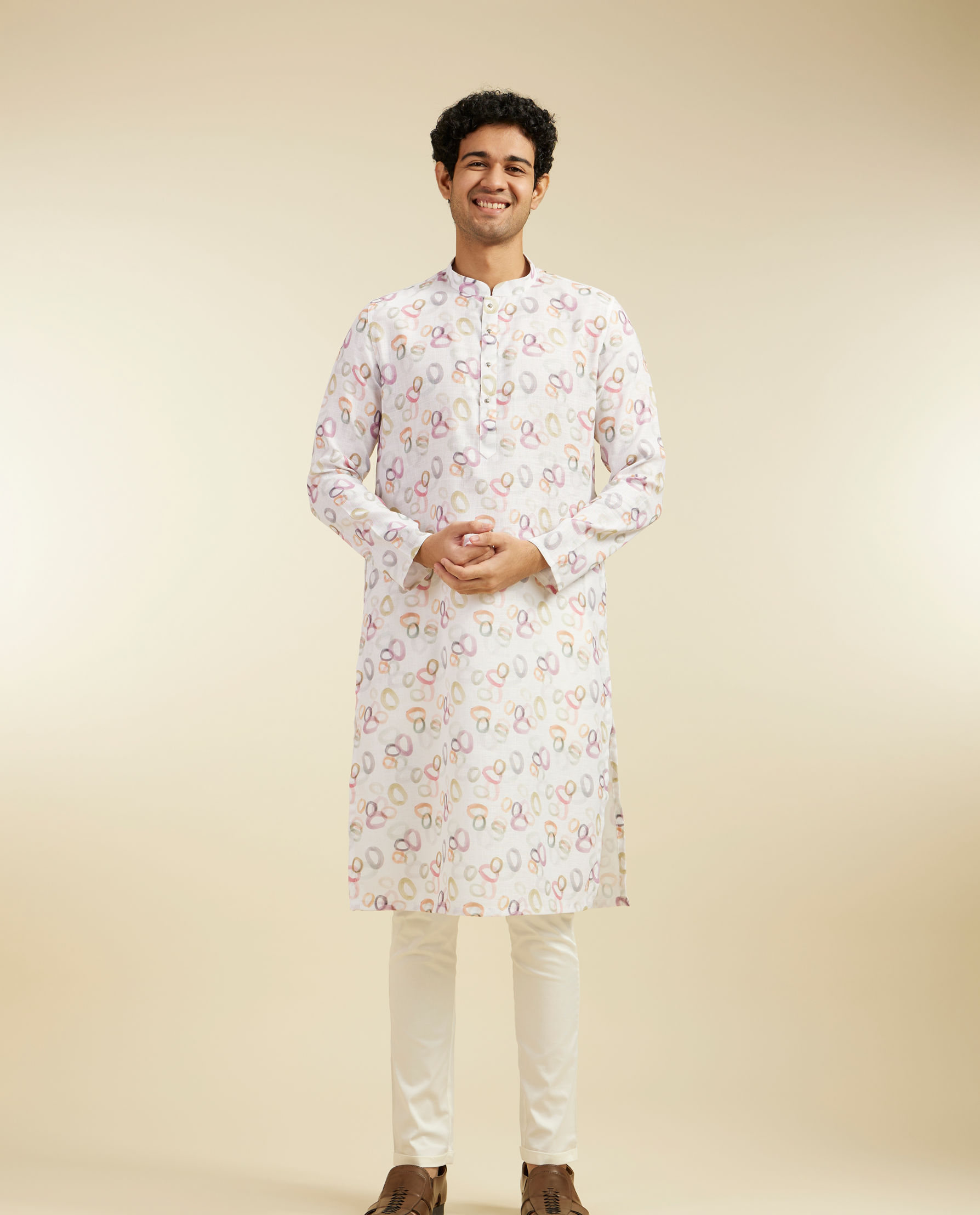 Diwas Men Pearl White Abstract Circles in Watercolour Effect Kurta