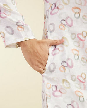 Diwas Men Pearl White Abstract Circles in Watercolour Effect Kurta