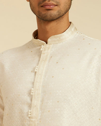 Diwas Men Cream White Lattice Patterned Kurta with Dotted Print