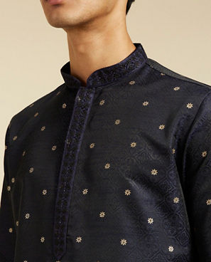 Diwas Men Indigo Blue Grid Patterned Kurta with Floral Embroidery