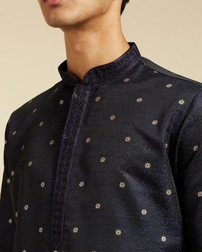 Diwas Men Indigo Blue Grid Patterned Kurta with Floral Embroidery