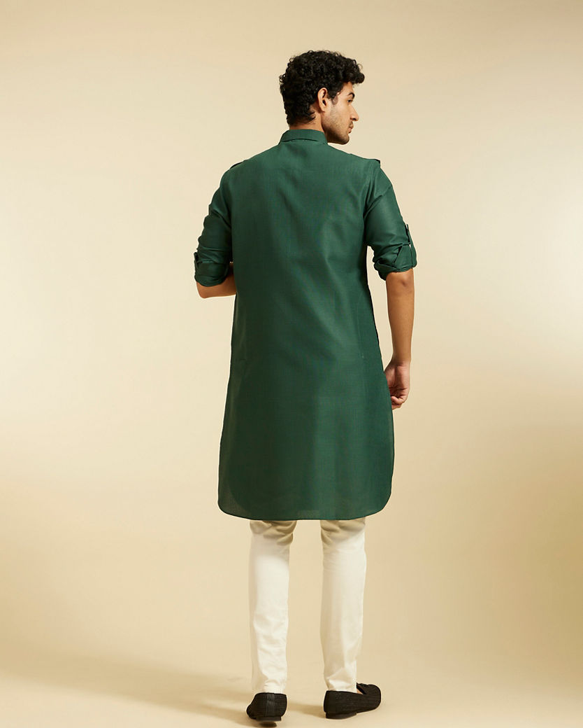 alt message - Diwas Men Bottle Green Pathani Kurta with Cuffed Sleeves image number 4