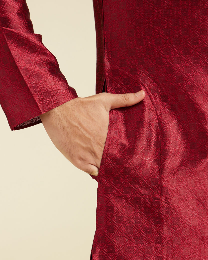 Diwas Men Maroon Red Lattice Patterned Kurta