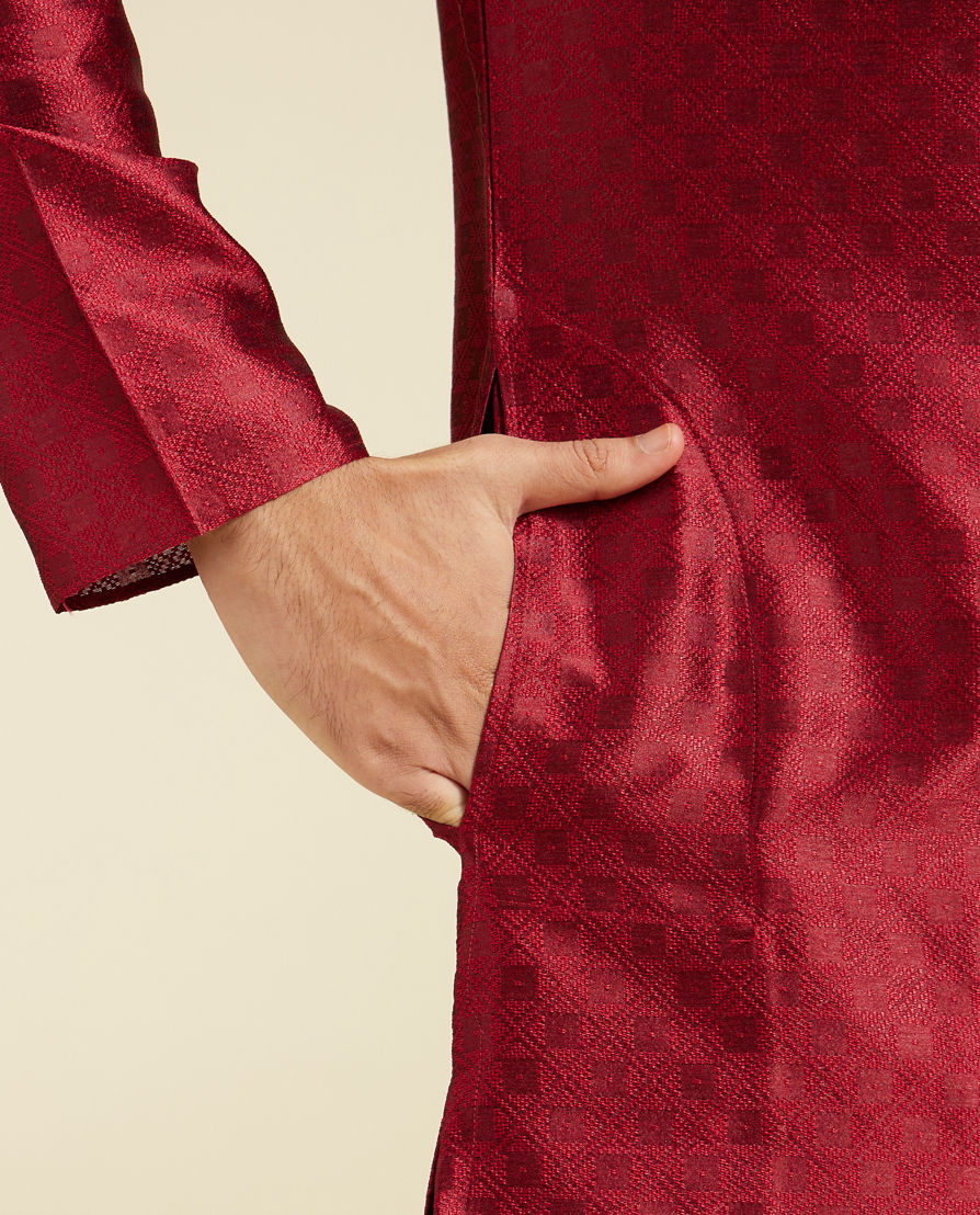 Diwas Men Maroon Red Lattice Patterned Kurta
