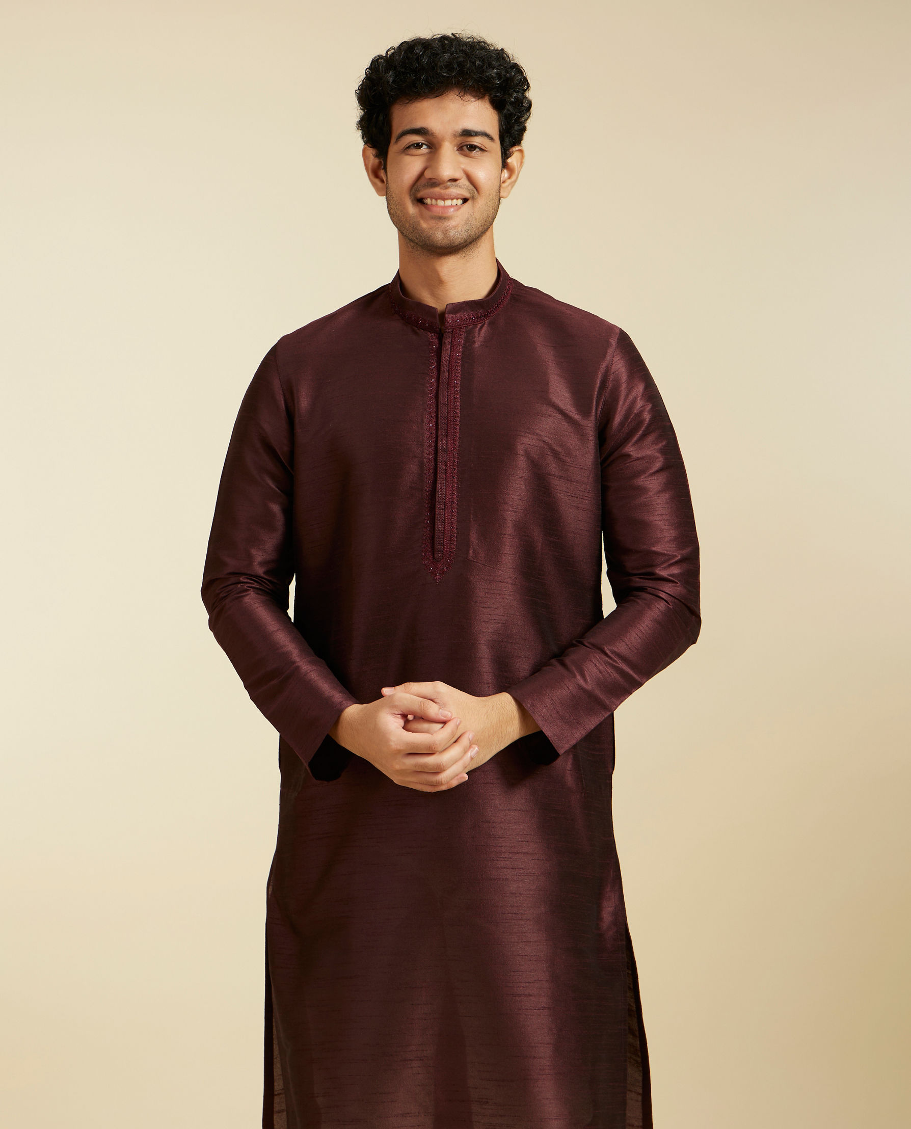 Diwas Men Wine Red Self Patterned Kurta with Rhinestone Work