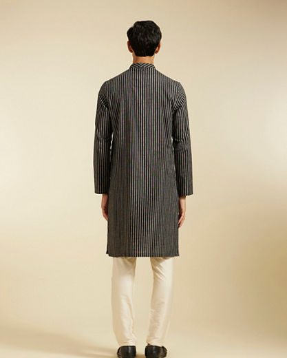 Diwas Men Ebony Black Linear Patterned Striped Kurta