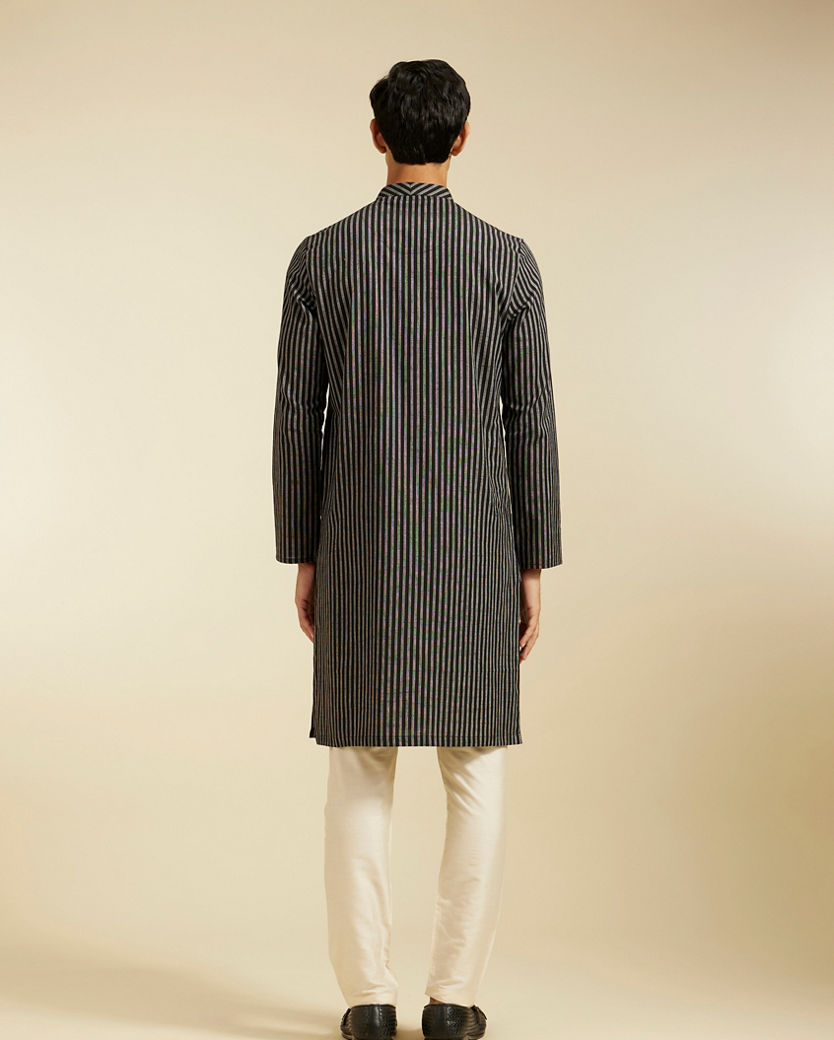 Diwas Men Ebony Black Linear Patterned Striped Kurta