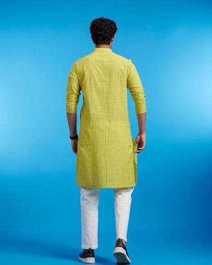 Diwas Men Soft Green Linear Patterned Striped Kurta