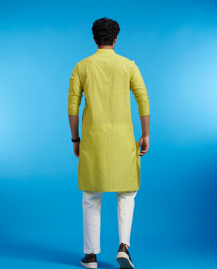 Diwas Men Soft Green Linear Patterned Striped Kurta