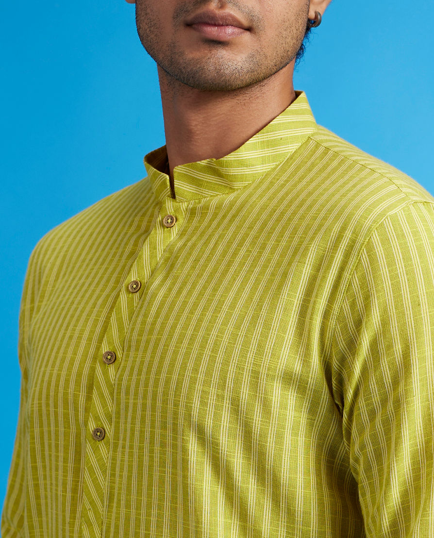 Diwas Men Soft Green Linear Patterned Striped Kurta