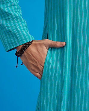 Diwas Men Turquoise Blue Self Striped Kurta