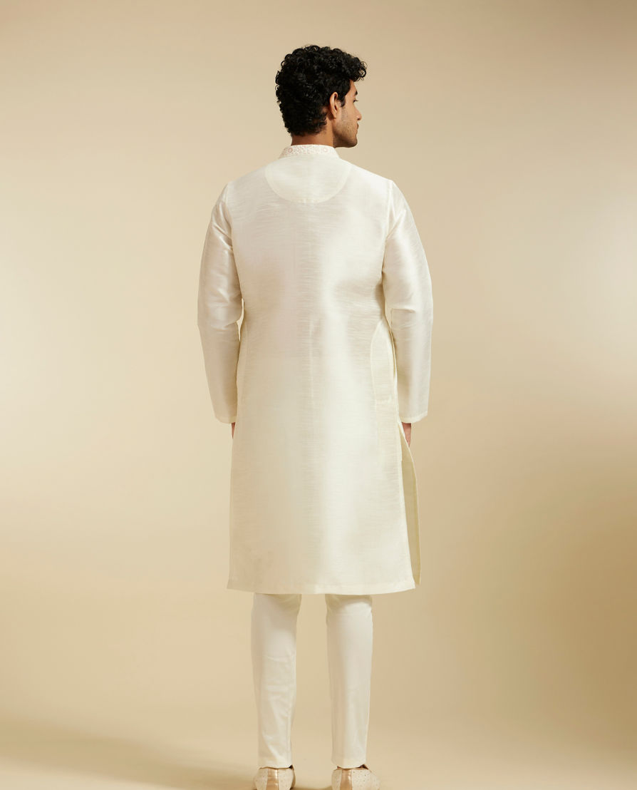 Diwas Men Warm White Self Textured Kurta with Embroidered Placket