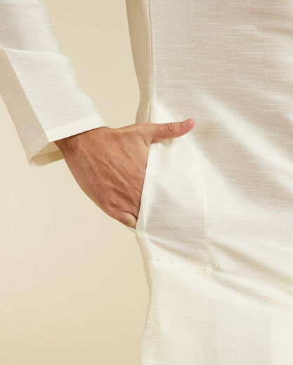 Diwas Men Warm White Self Textured Kurta with Embroidered Placket