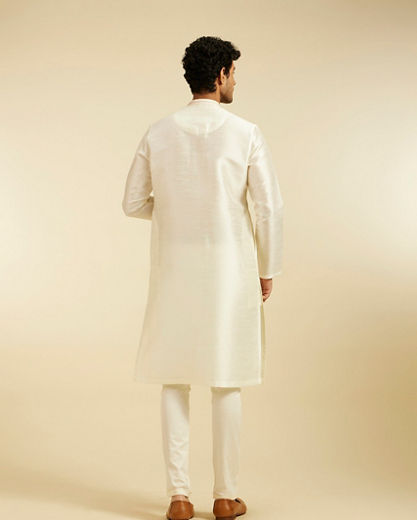 Diwas Men Warm White Plain Classic Kurta with Embroidered Placket