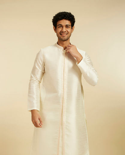 Diwas Men Warm White Plain Classic Kurta with Embroidered Placket