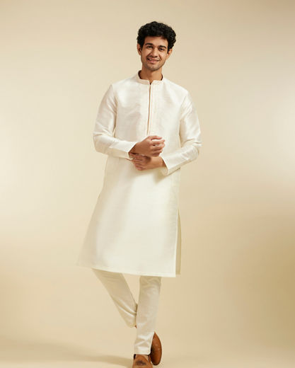 Diwas Men Warm White Plain Kurta With Embroidered Neckline