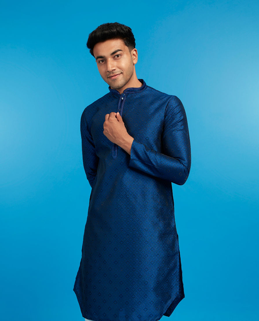 Diwas Men Elegant Dark Blue Kurta