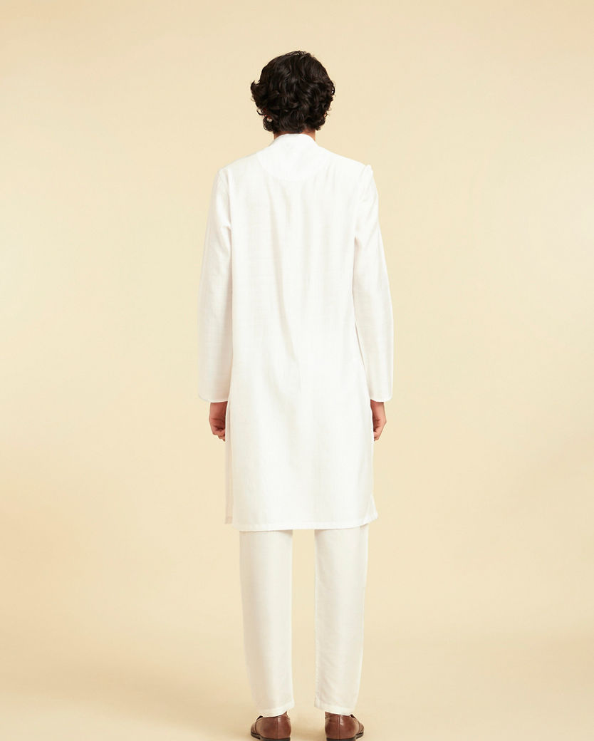 Diwas Men White Elegance Kurta
