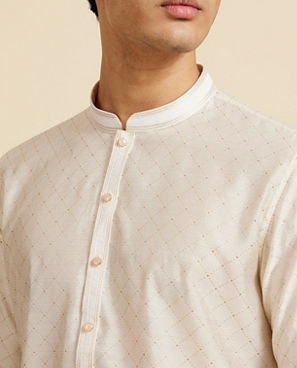 Diwas Men Cream White Grid Patterned Kurta