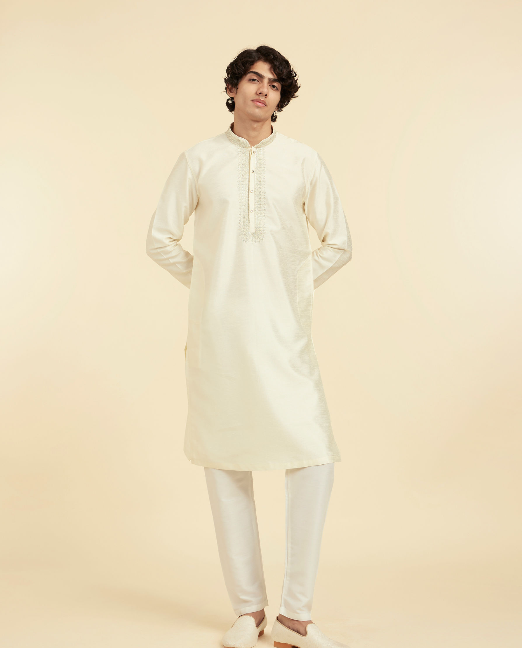 Diwas Men Elegant Cream Art Silk Kurta
