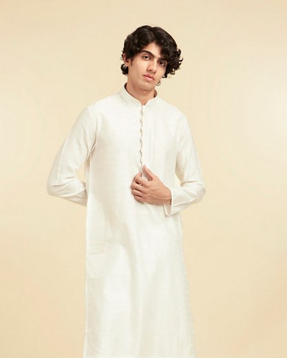 Diwas Men Graceful White Kurta