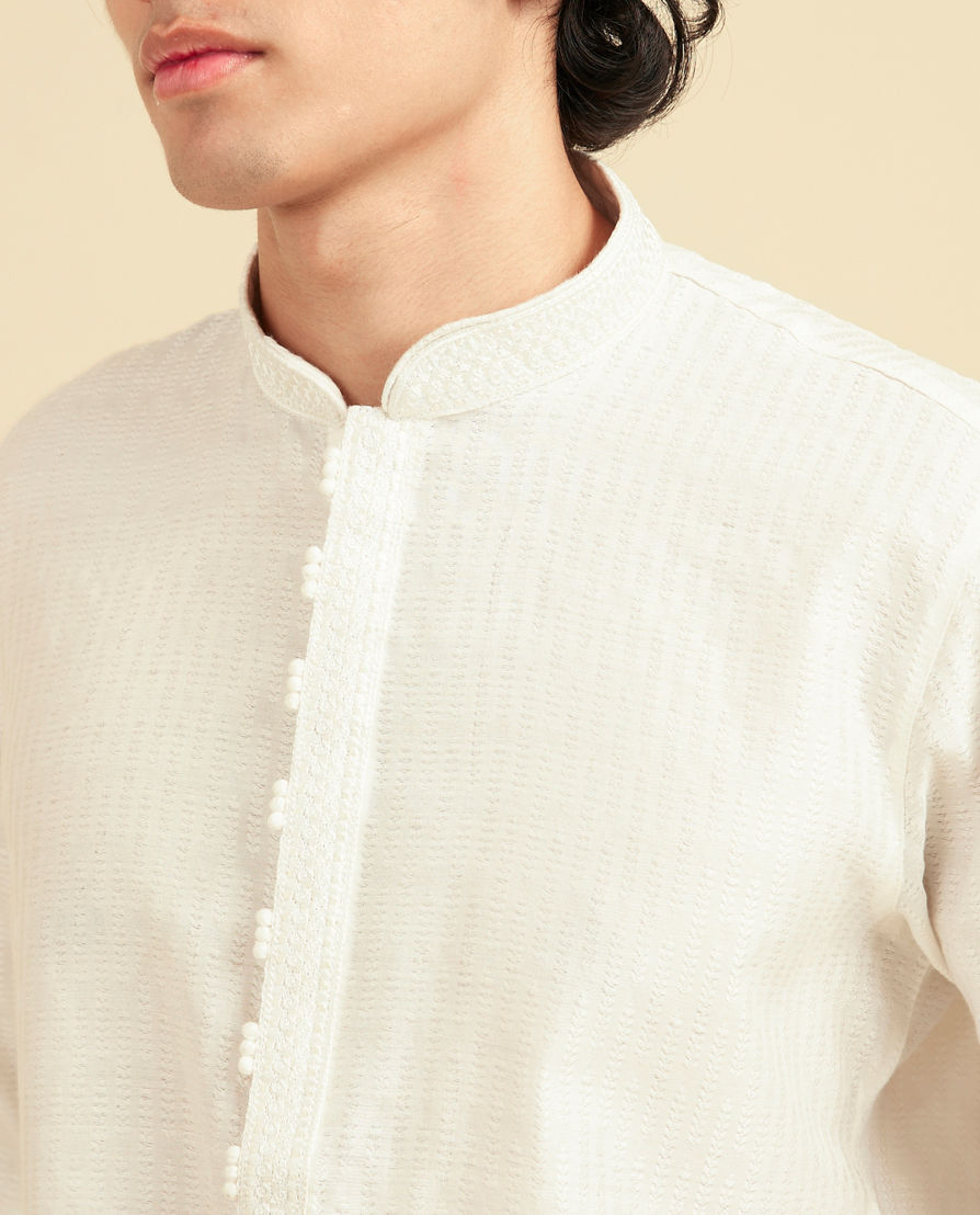 Diwas Men Graceful White Kurta