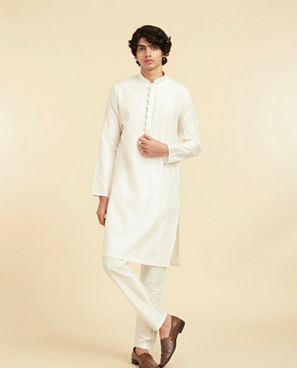 Diwas Men Graceful White Kurta