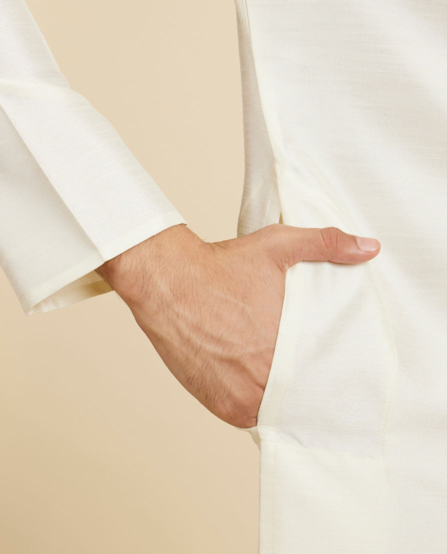 Diwas Men Cream White Plain Kurta with Rhinestone Embellished Neckline