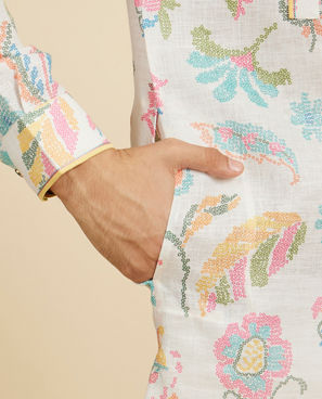 Diwas Men Cream White Floral Printed Kurta