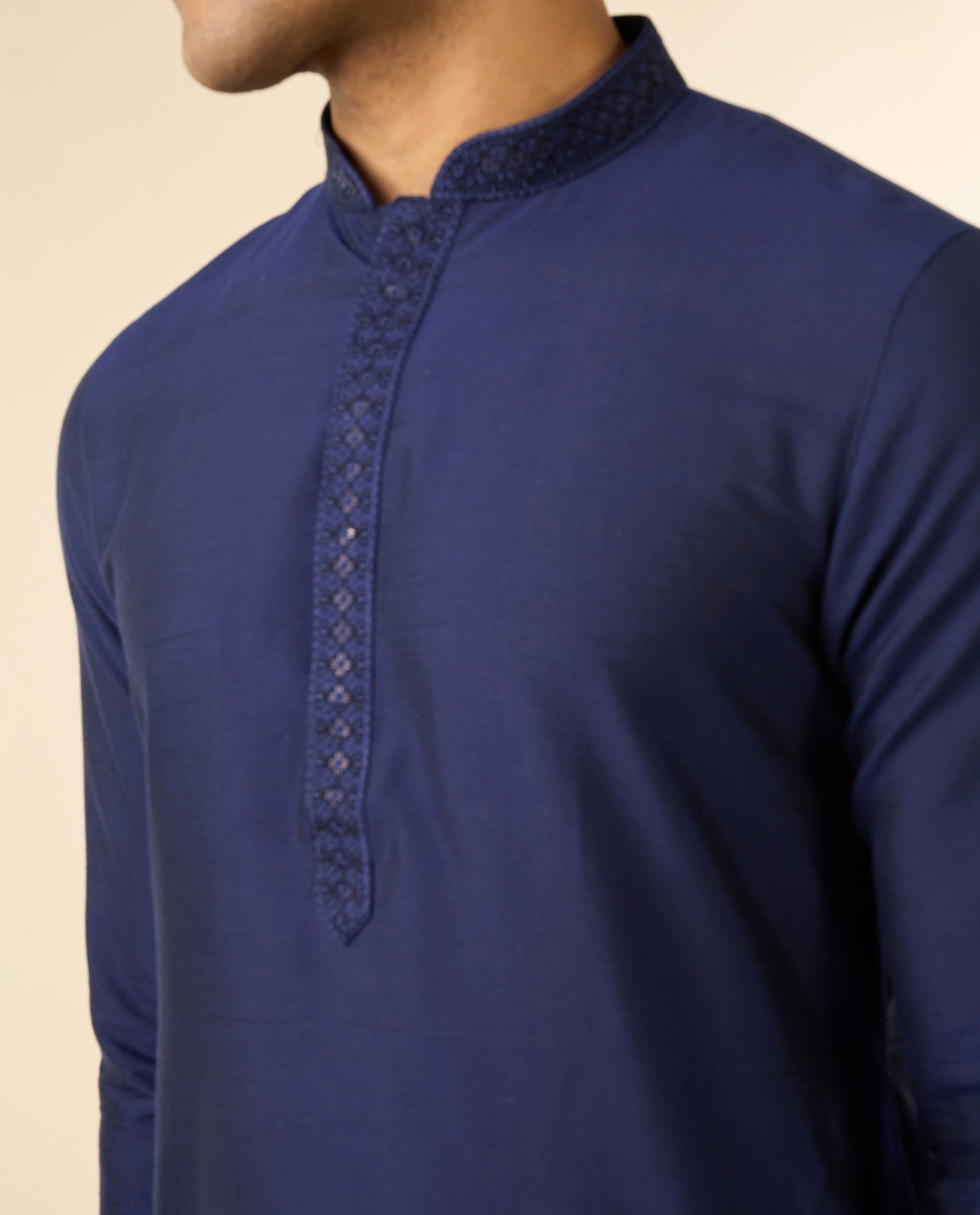 Diwas Men Elegance Viscose Kurta in Mid Blue