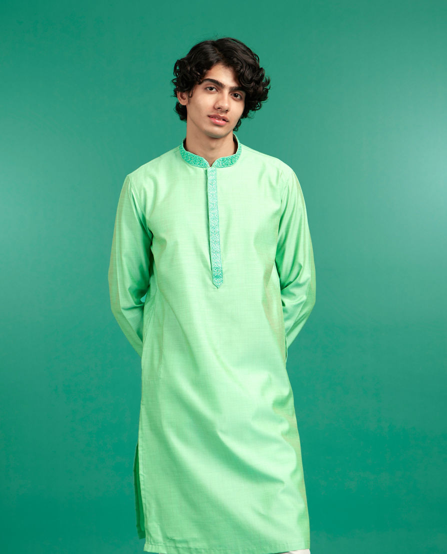 Diwas Men Emerald Green Festive Kurta