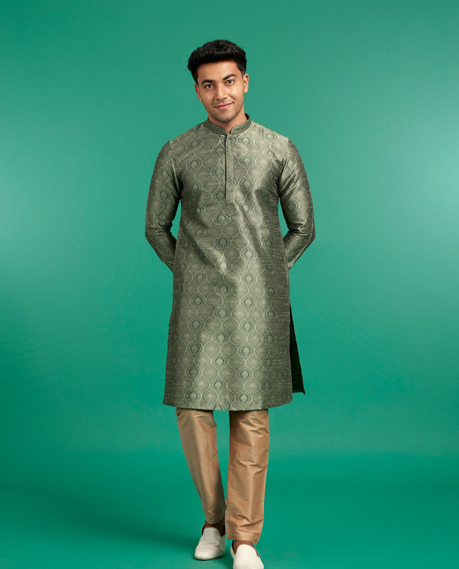 Diwas Men Enthralling Olive Green Kurta